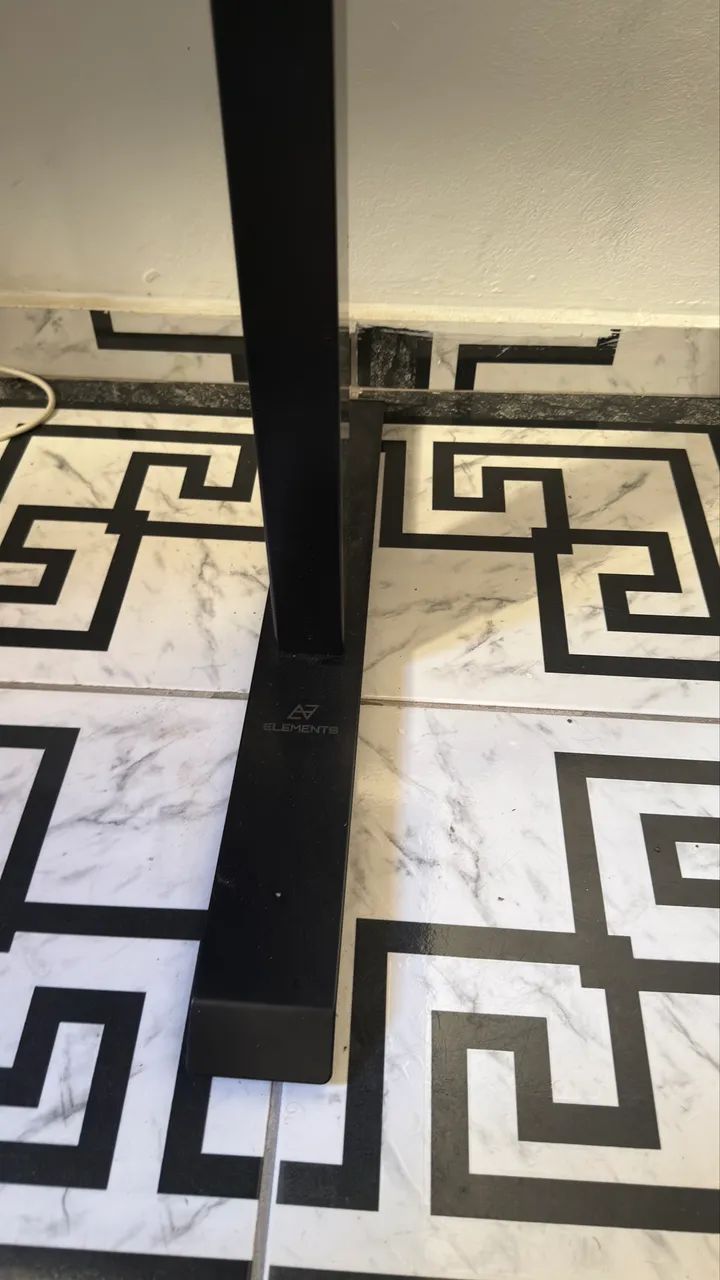Mesa ergonômica Elements com ajuste de altura  - Foto 3