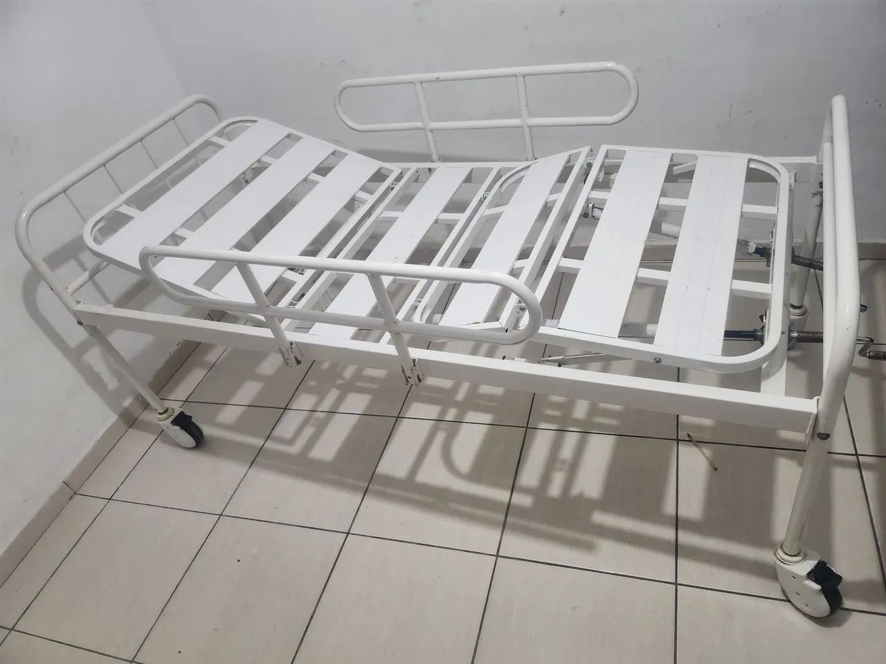 Cama hospitalar dellamed - Foto 2