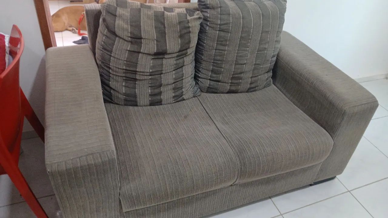 R$100,00 Kit 2 SOFÁS (Sofá de 3 lugares e Sofá de 2 lugares) USADOS  - Foto 2