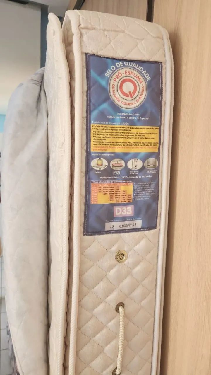 Cama de solteiro com cama auxiliar semi-nova, acompanha cabeceira e grade de proteção - Foto 3