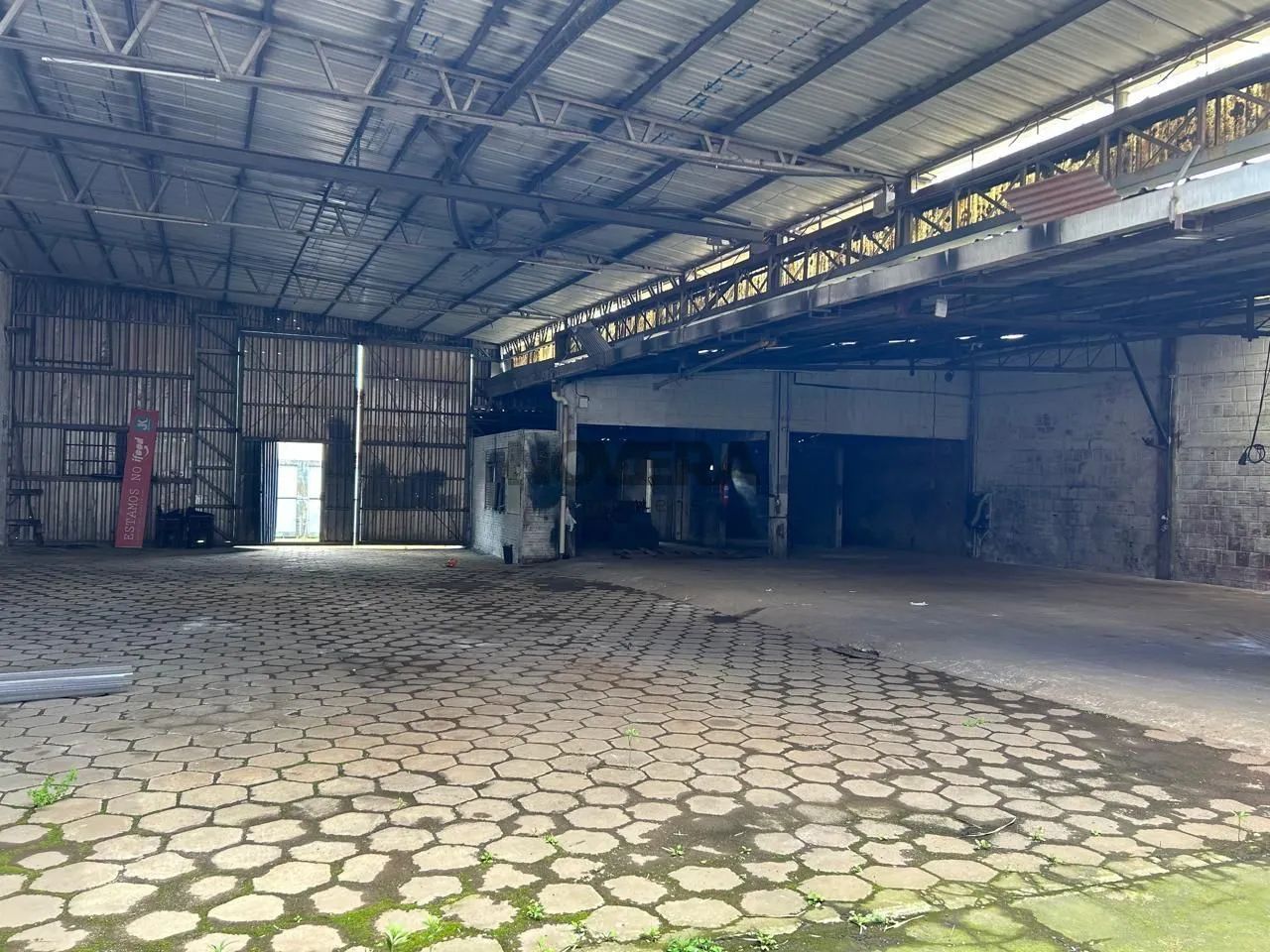 Excelente galpão comercial com área de escritórios - Foto 2