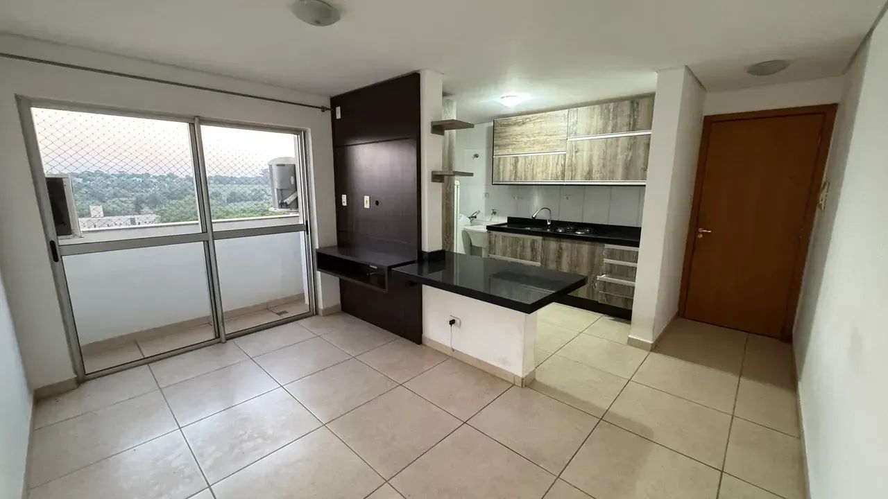Apartamento com 2 quartos para locação em Maringá - PR