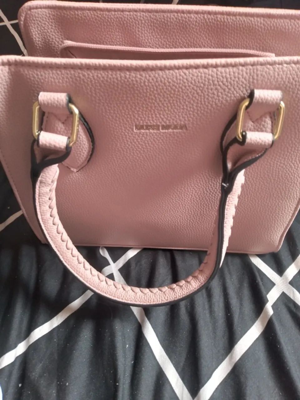 Bolsa rosa usada 1 vez