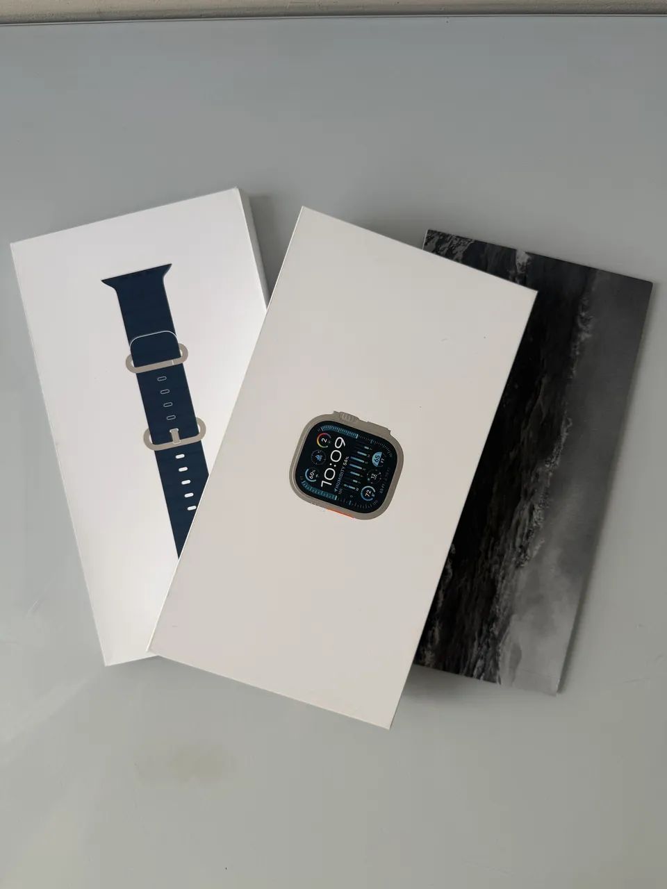 Apple Watch Ultra 2 titânio 