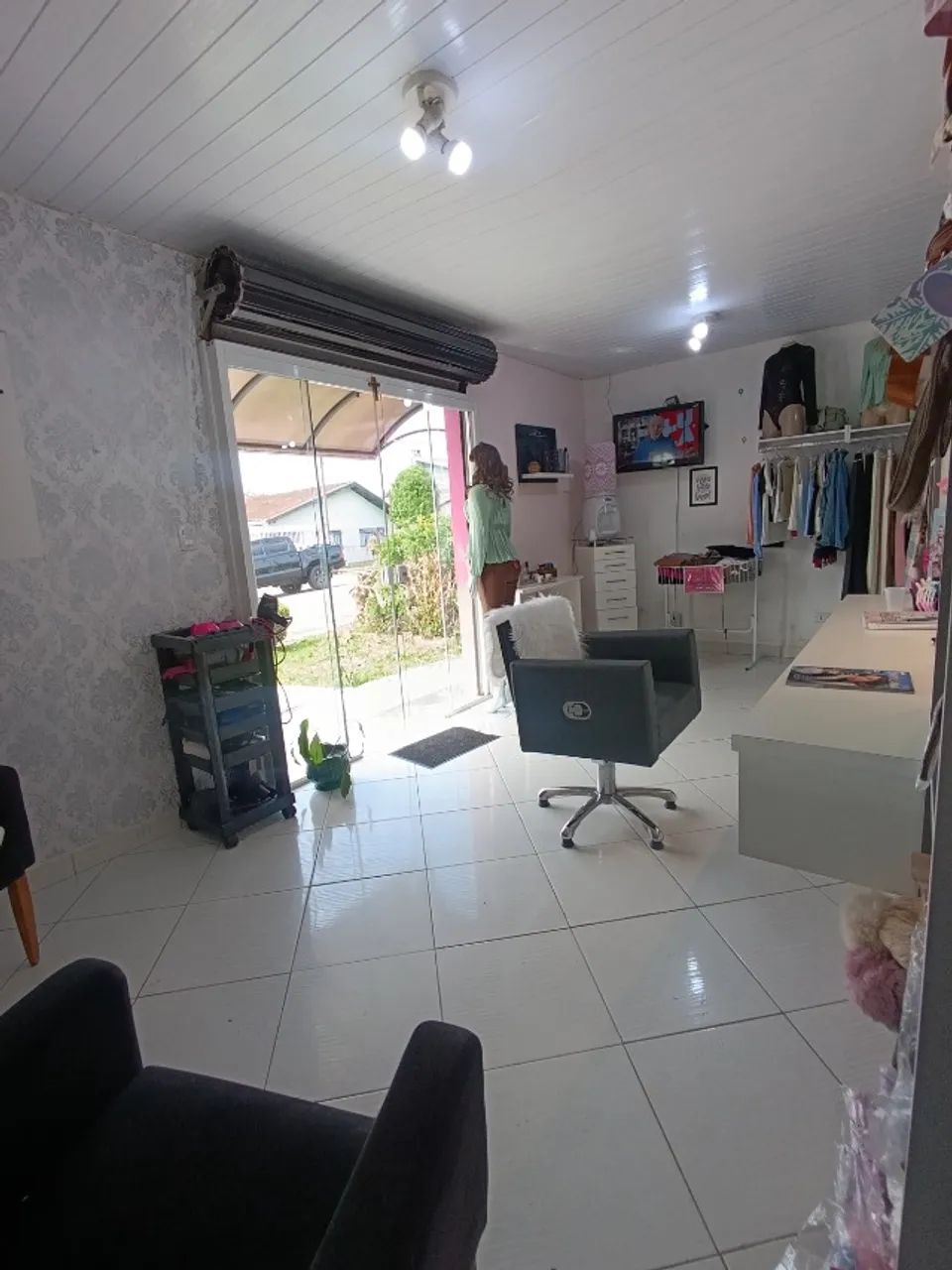 Salão de beleza e loja feminina  - Foto 4