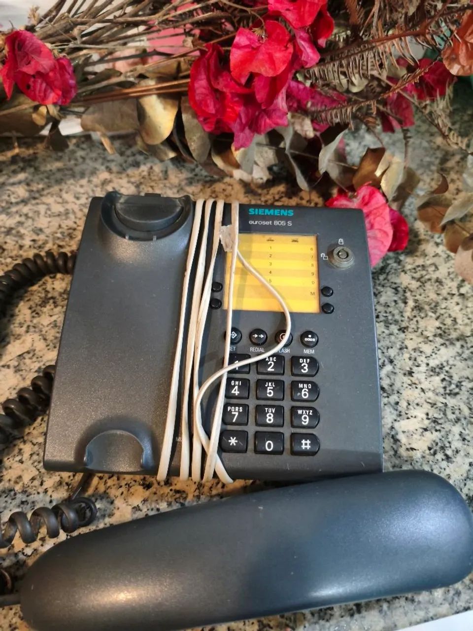 2 Telefones com fio CINZA CHUMBO da SIEMENS - Foto 4