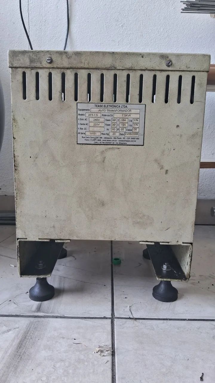 Estabilizador 7.5 Kva 220V
