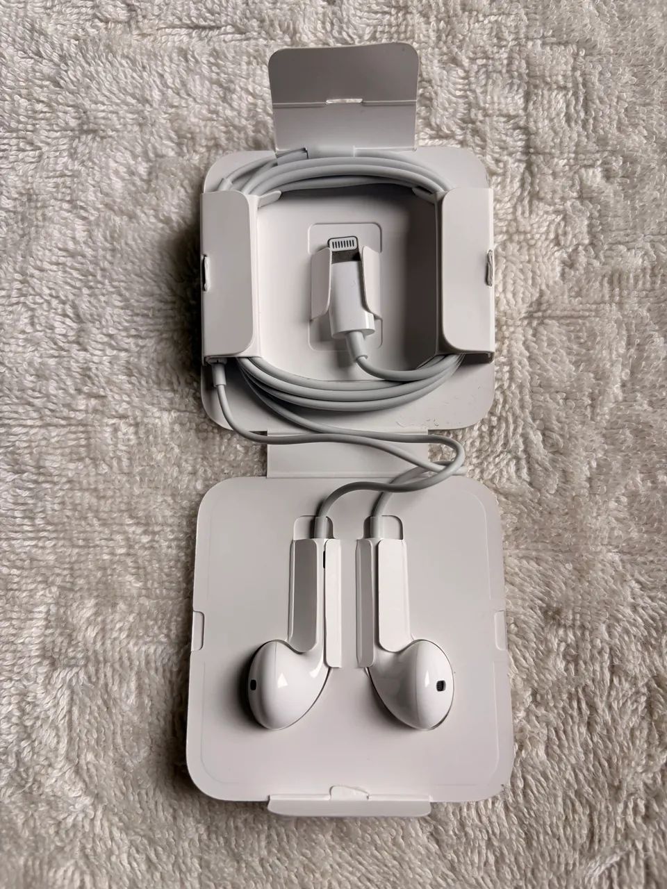 Fone Apple com fio (Lightning) - Foto 3