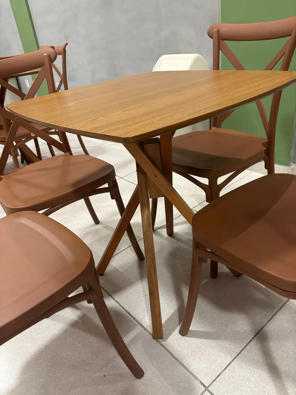 Cadeira e mesa  - Foto 4