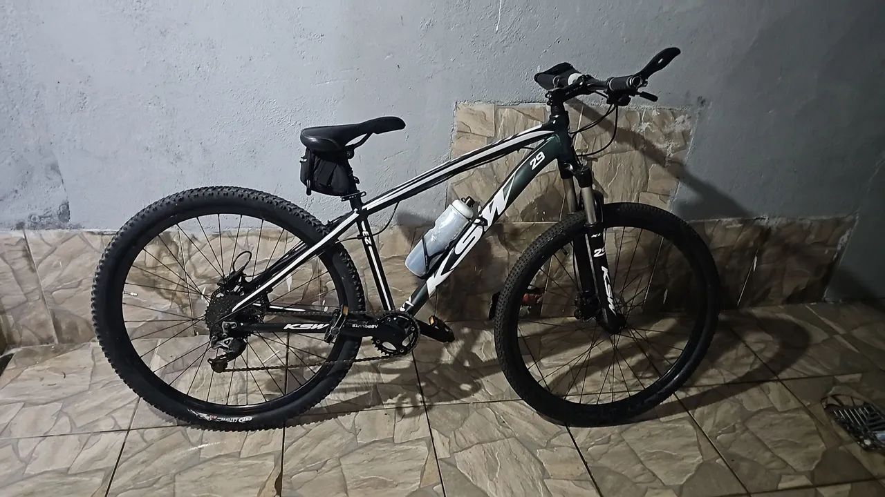 Vendo ou troco bicicleta aro 29 
