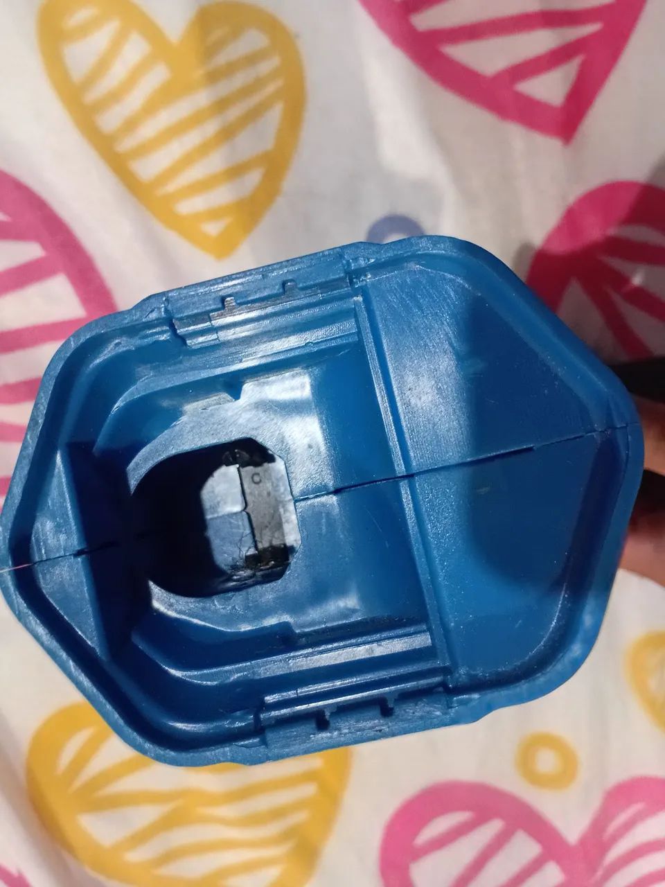 Furadeira portátil falta a bateria mais funciona 64962676536322122