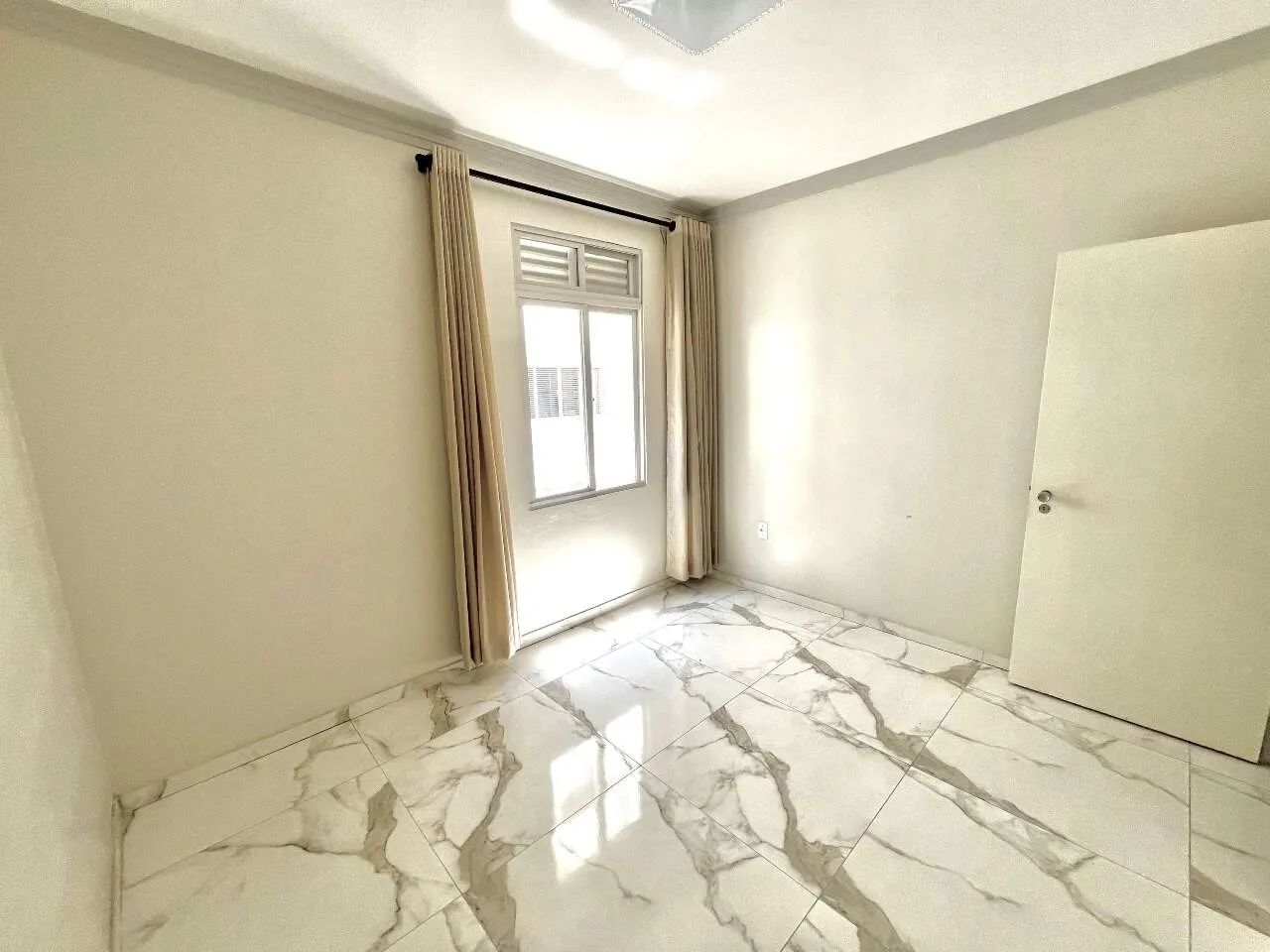 Apartamento à venda, 2 quartos, 1 suíte, Centro - Florianópolis/SC - Foto 4