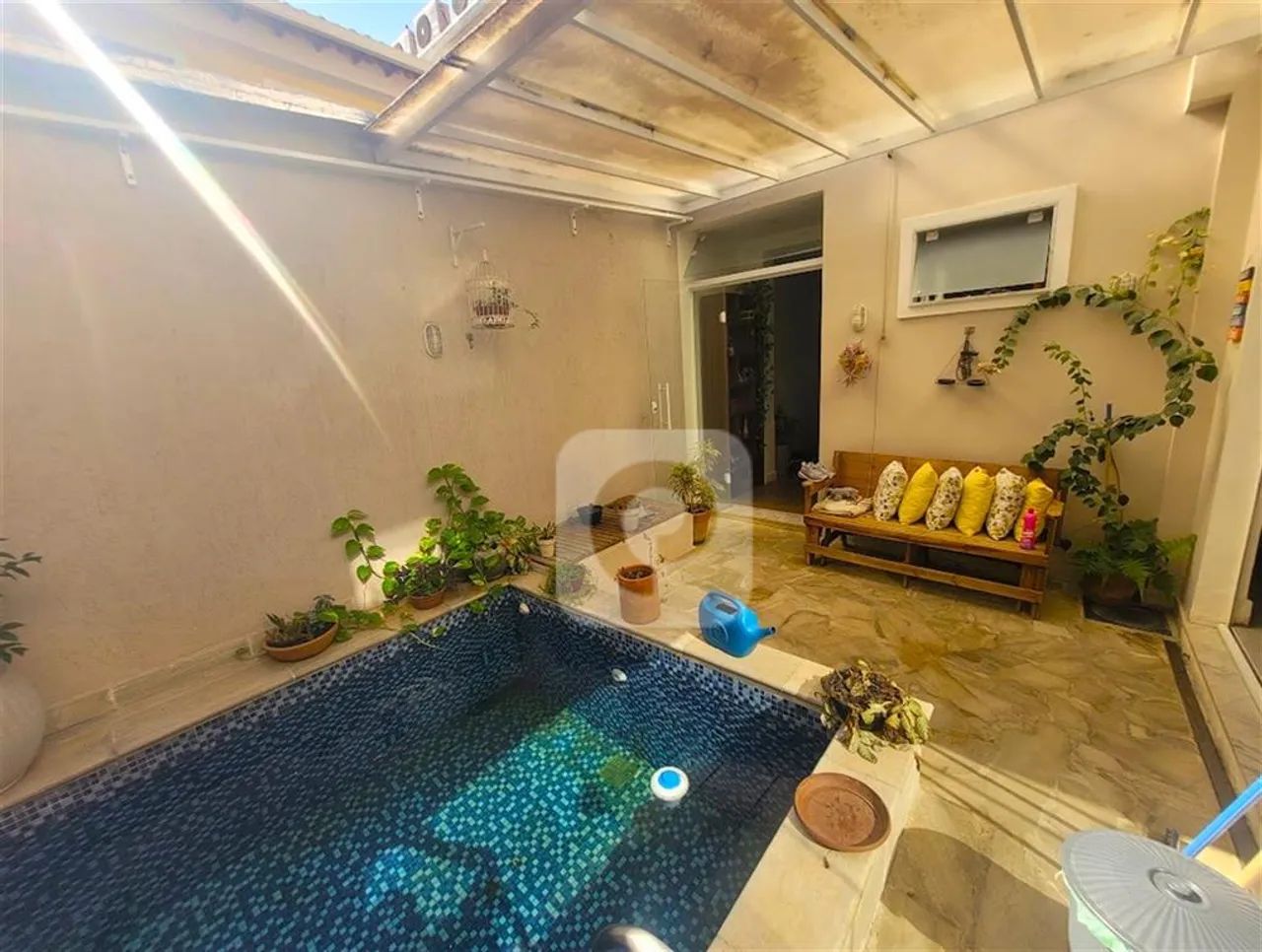 Casa de vila impecável com piscina e área gourmet  Tijuca