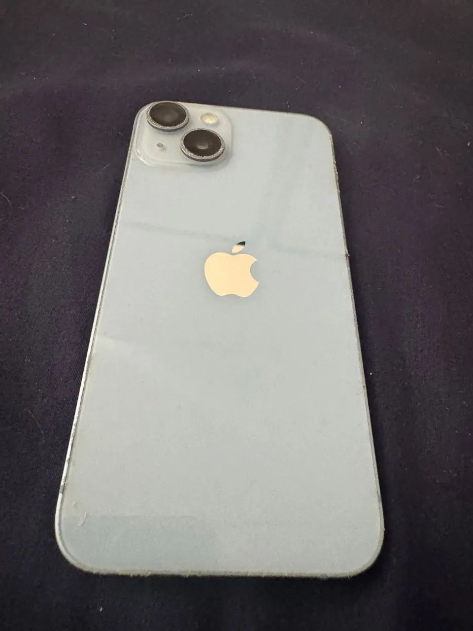 Iphone 14 com 84 %de bateria 
