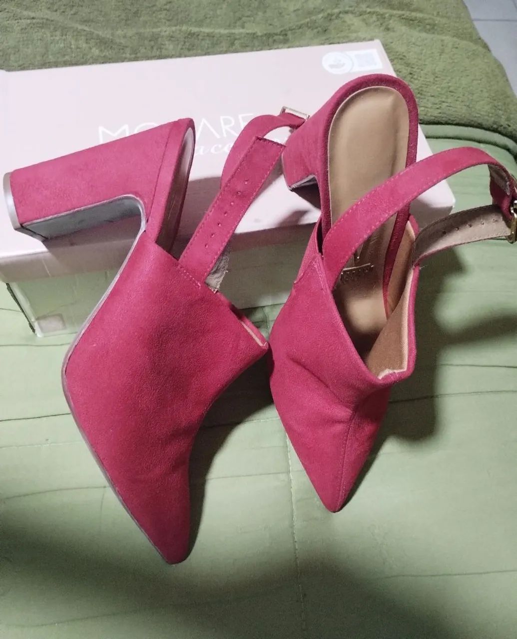 Mule Vermelha com Fivela de Couro!  - Foto 3
