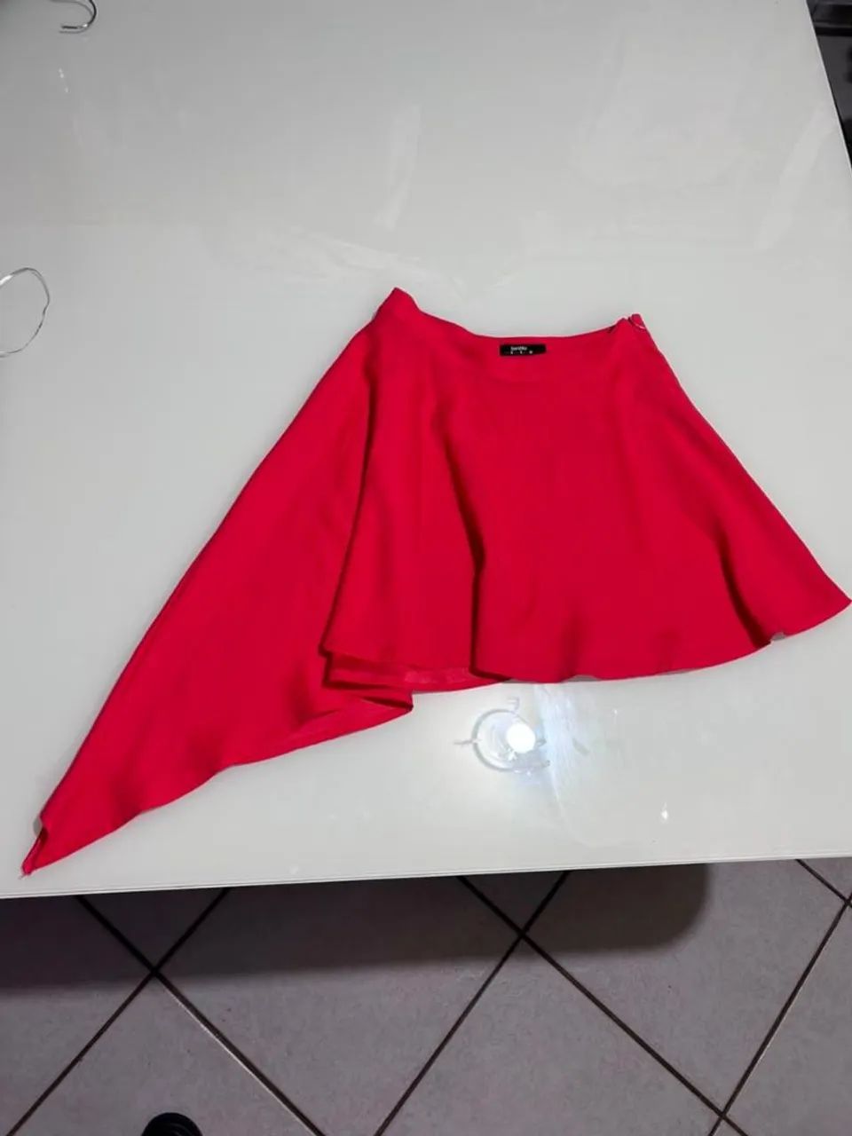 saia vermelha