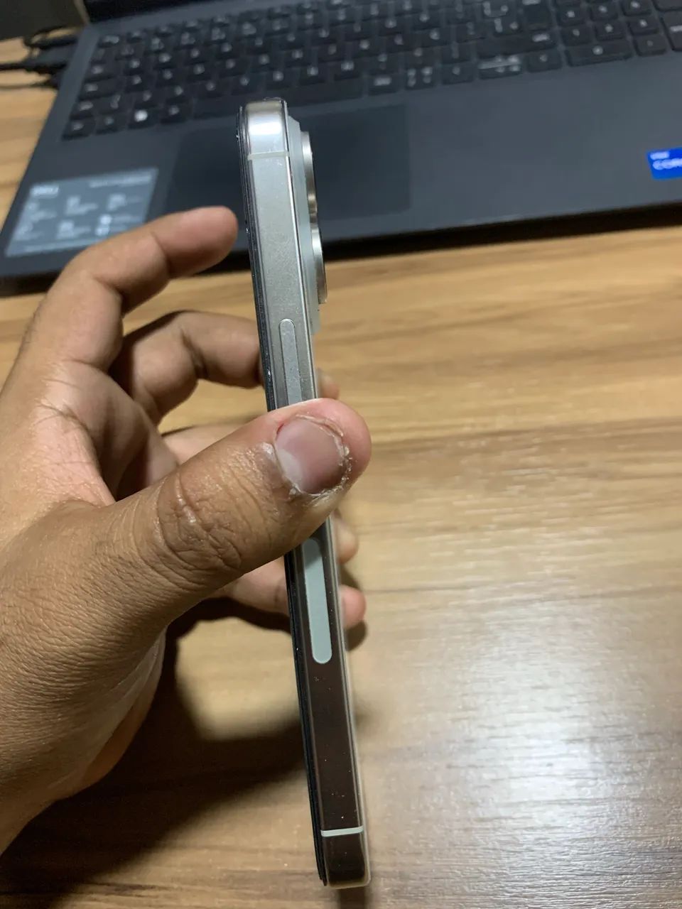 IPHONE 15 PRO MAX 1T de armazenamento  - Foto 4