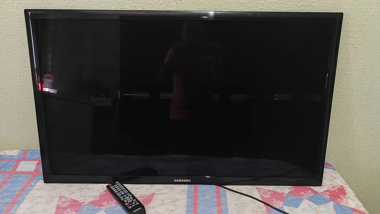 Televisão Samsung 40 polegadas tela plana  - Foto 4