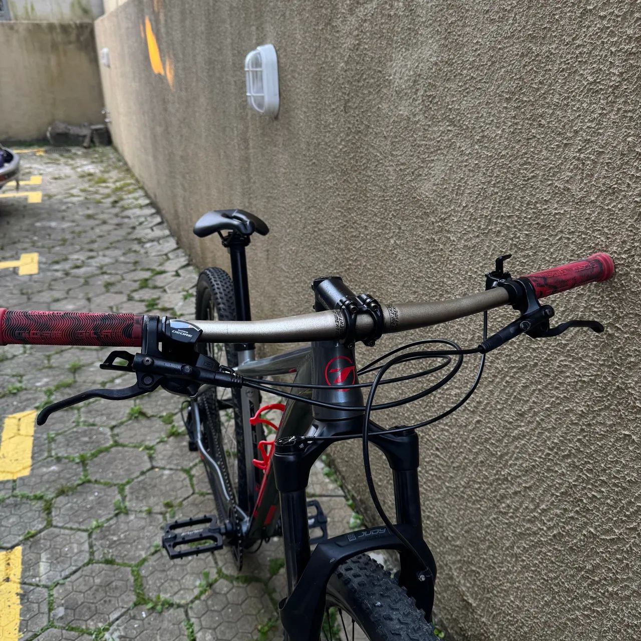 Vendo ou troco bicicleta  - Foto 4