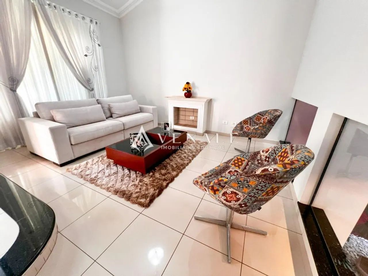 Sobrado à venda em Maringá, Zona 07, com 3 quartos, com 207 m² - Foto 5