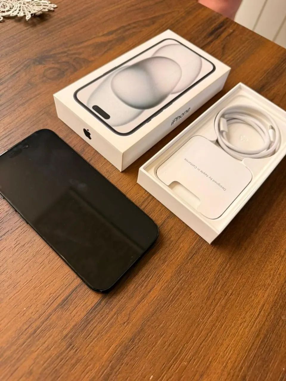 Apple iPhone 15 256GB 本体+箱 Apple iPhone 15 (256 GB) — Preto | Amazon.com.br