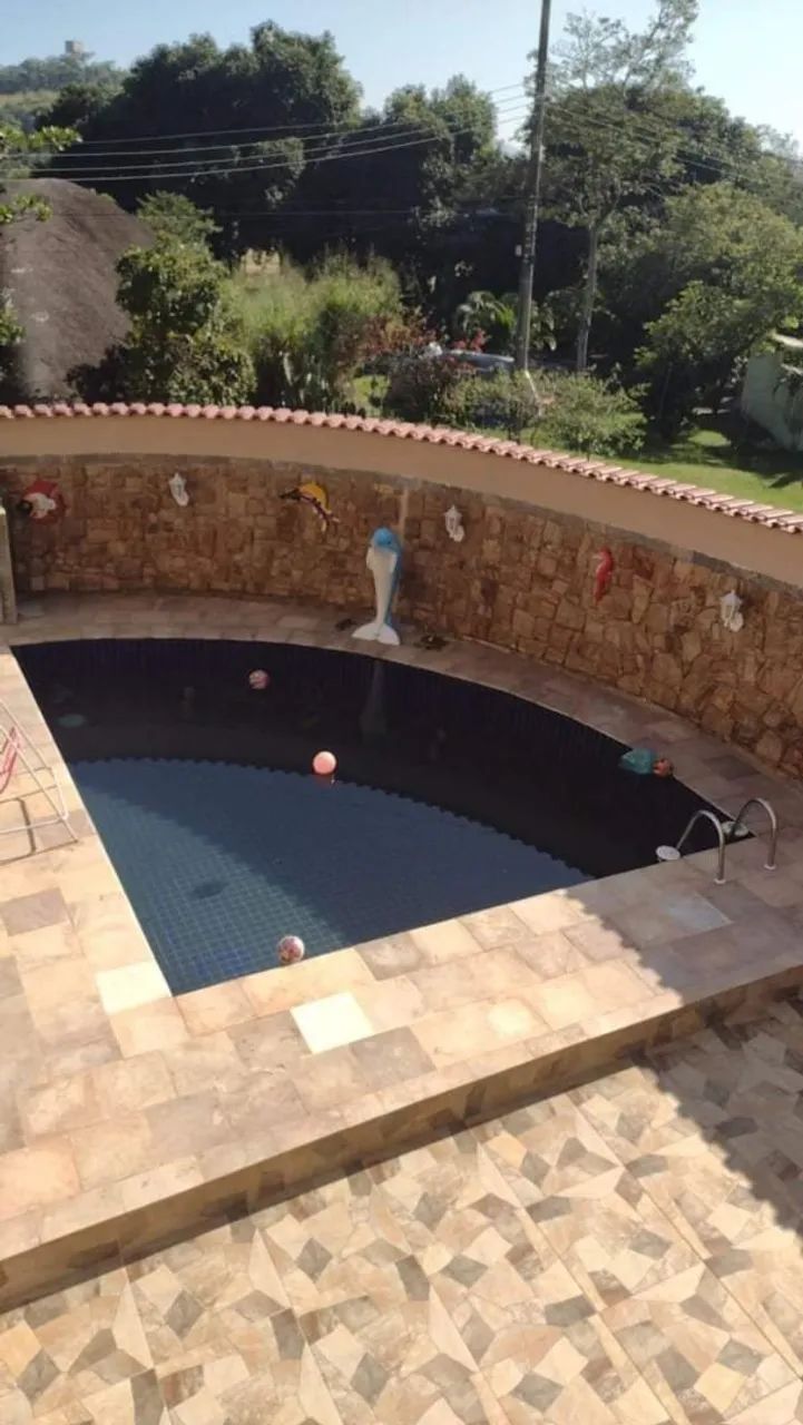 Alugo ou Vendo Excelente Casa Com Piscina 