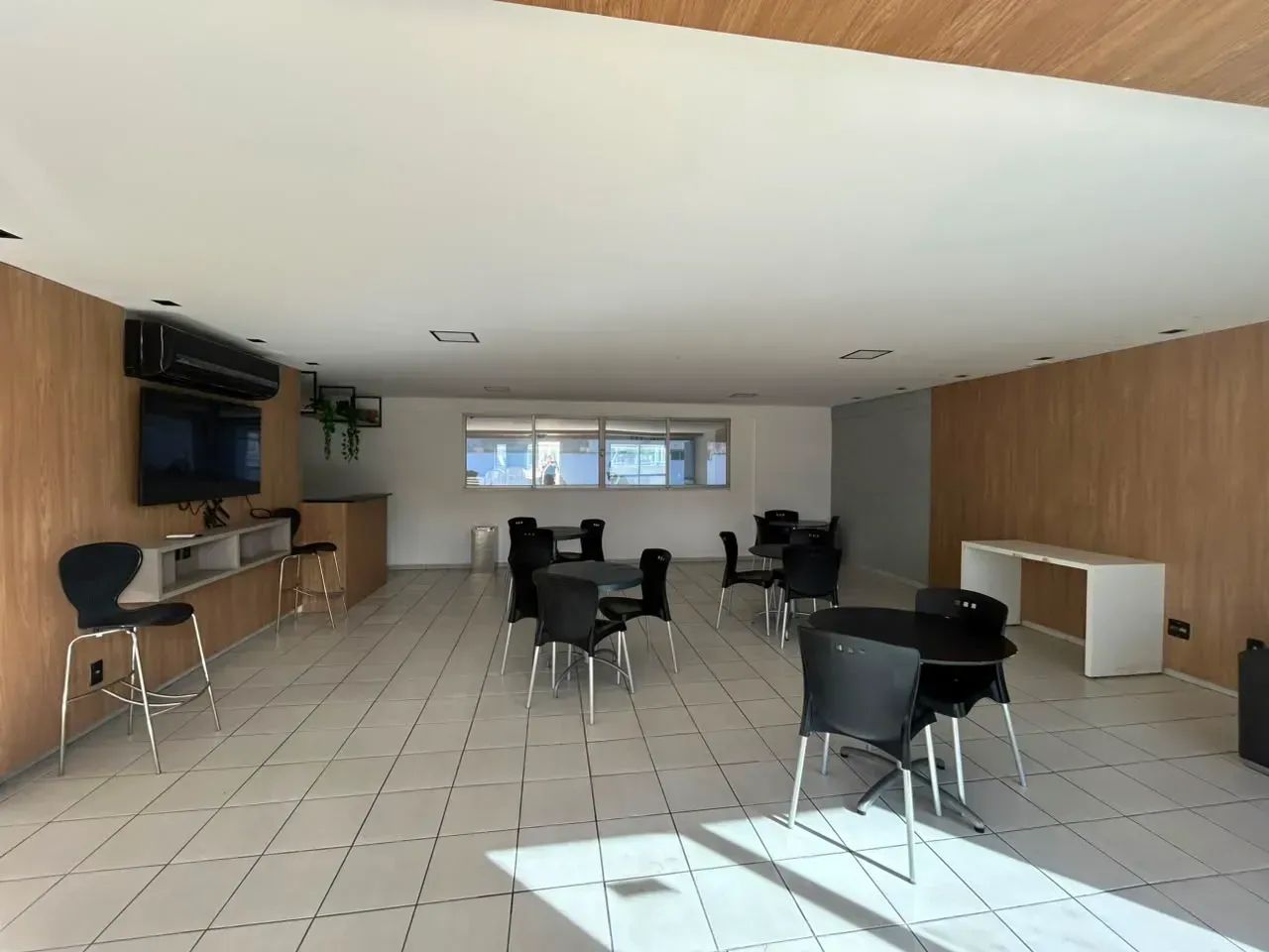 3 QUARTOS NO POÇO COM VARANDA - Foto 3