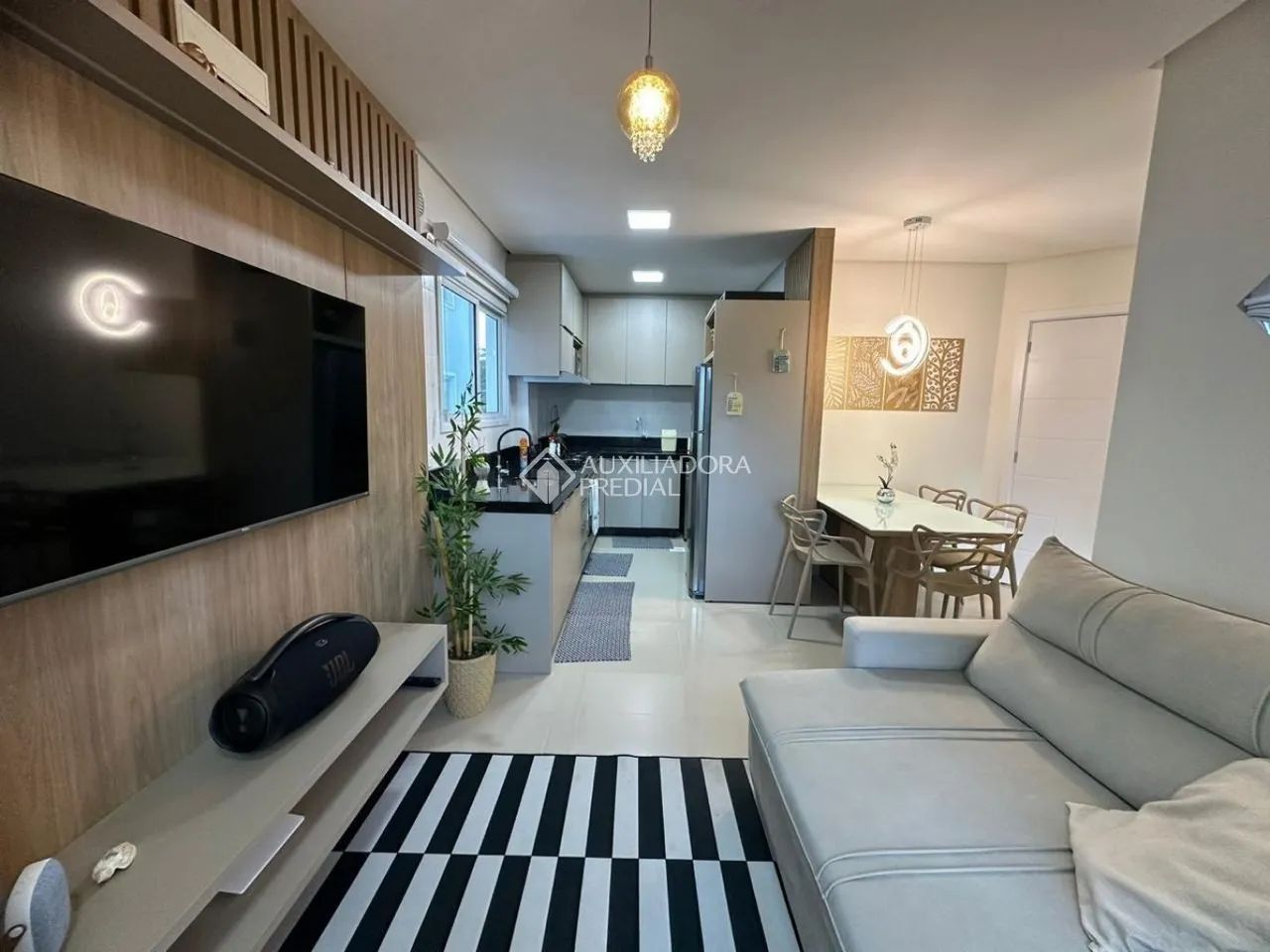 Aparatamento Mobiliado, com 2 quartos, 55m, 450 metros do mar - Praia Grande - Foto 5
