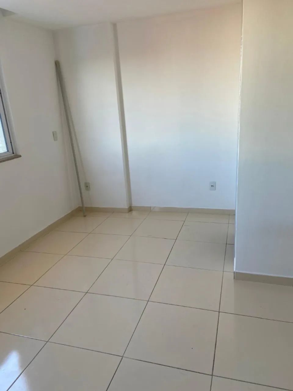 ALUGO KITNET NA FAROLÂNDIA