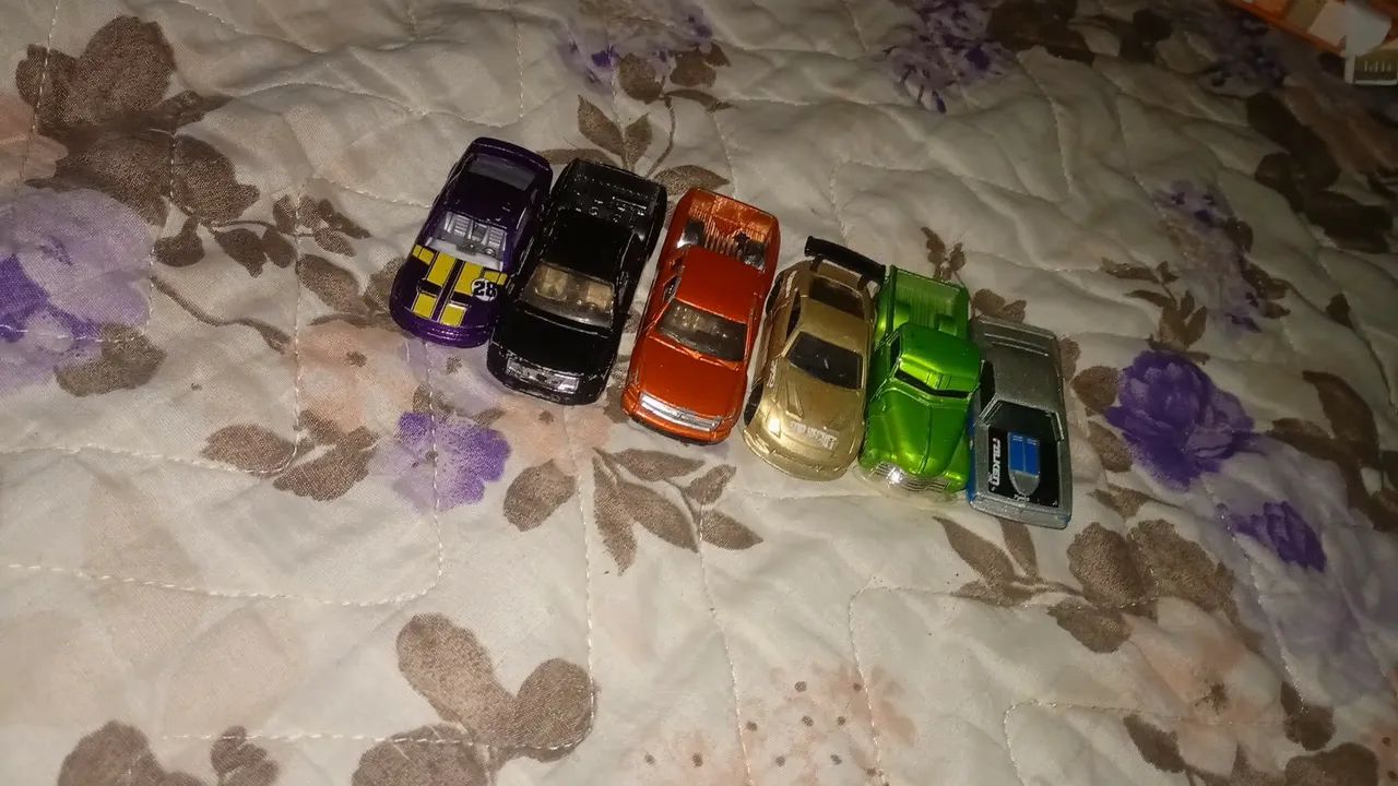Carrinhos Hotwheels 