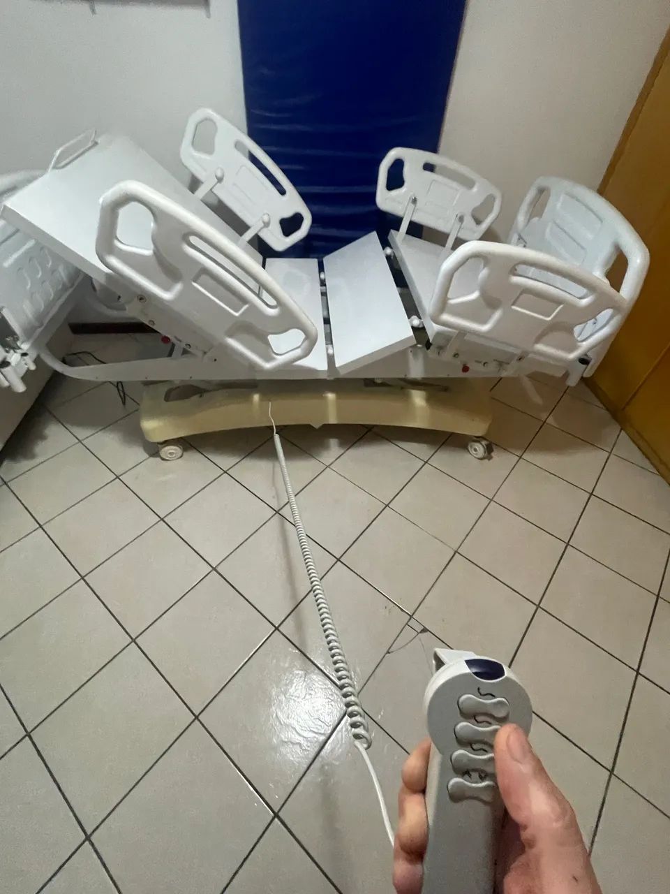 Cama hospitalar motorizada - Foto 2