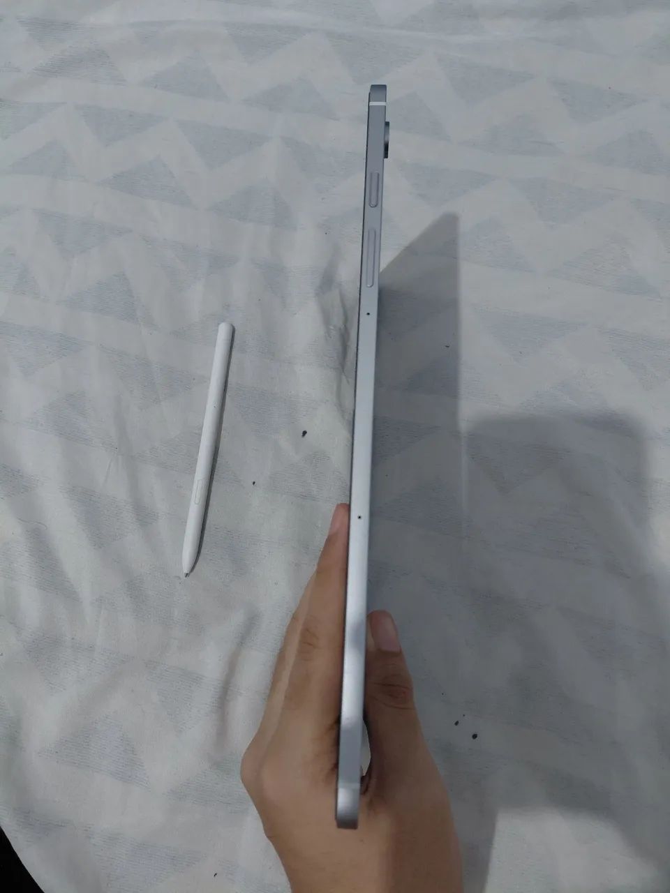 vendo galaxy tab S10 FE prateado - Foto 3