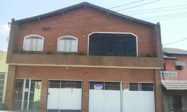 Sobrado para fim comercial em Itaqua
