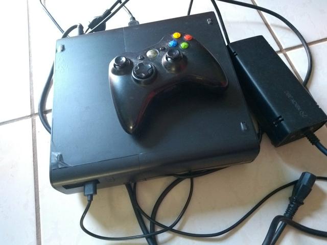 Vendo Xbox 360 bloqueado
