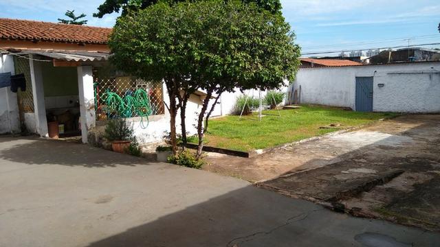 Casa com lote grande na melhor localização do setor leste Vila Nova - Foto 5