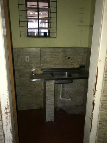 Casa em vila - Quarto, sala, cozinha, banheiro e área em Éden, São João de Meriti - Foto 2