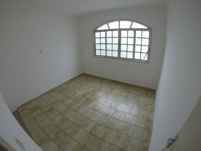 Alugo Casa Comercial em Jardim Camburi - 6 salas, 173m², 15 vagas garagem - R$4.000,00 - Foto 10