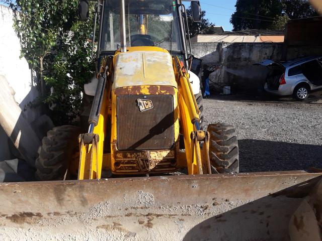 Retroescavadeira,jcb 214,2006,$59.000,00 - Foto 5