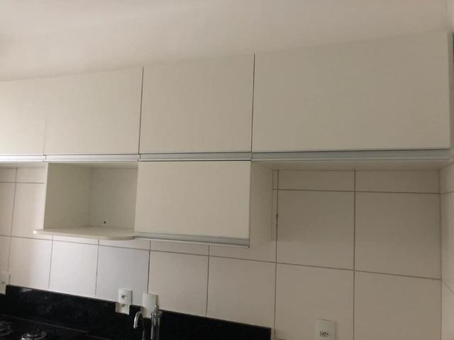 Apartamento com móveis projetados - Cond. Clube Costa Araçagi - Foto 12