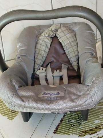 Vende se cadeirinha pra bebê