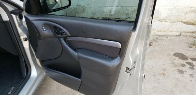 Ford Focus Hacth 2.0 16v Duratec 2007 - Foto 7