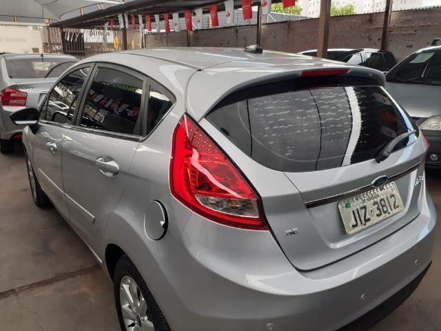 Ford/ New Fiesta Hatch HA SE completo - Muito Conservado - Foto 2