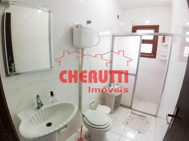 Vendo Casa na praia 4 quartos, 5 ruas do mar - Foto 13