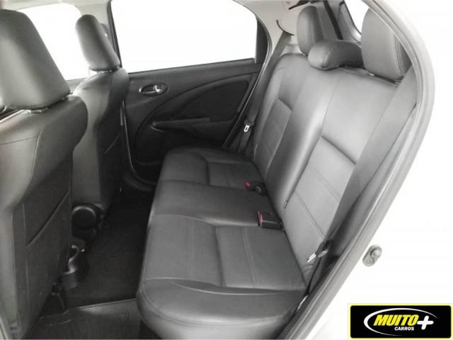 Toyota Etios PLATINUM - Foto 9