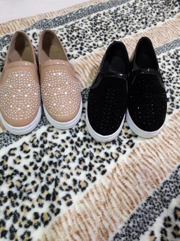 Tênis 2 pares 40.00 cada