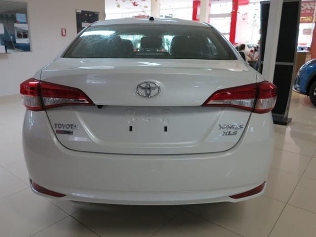 TOYOTA YARIS SEDAN XLS AT 19/20 - Foto 5