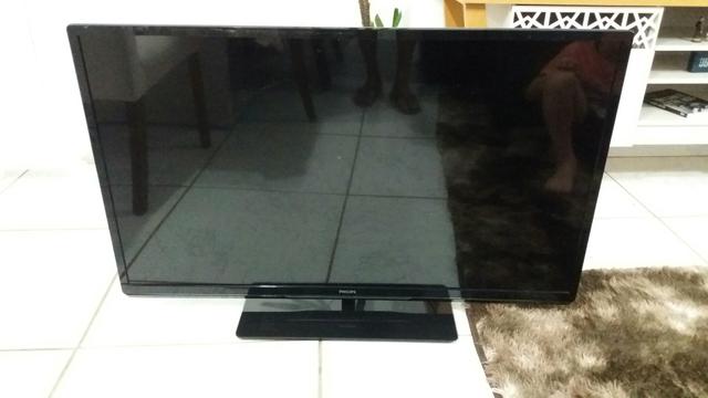 Vendo tv philips "47" pra peças
