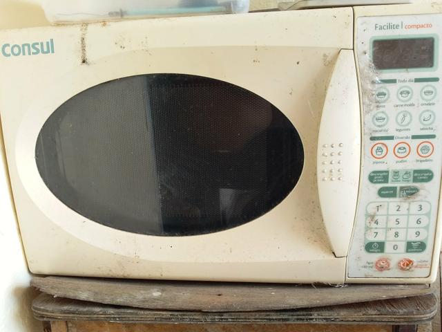 02 microondas divido no cartão, desconto a vista