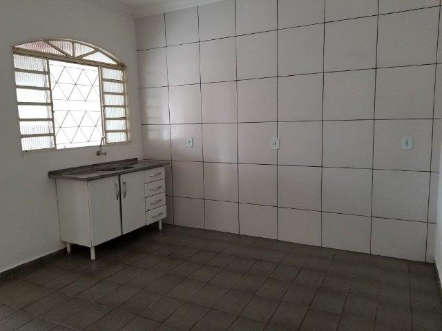 Em planaltina DF troco casa no setor tradicional por apartamento na asa norte ou sul - Foto 3