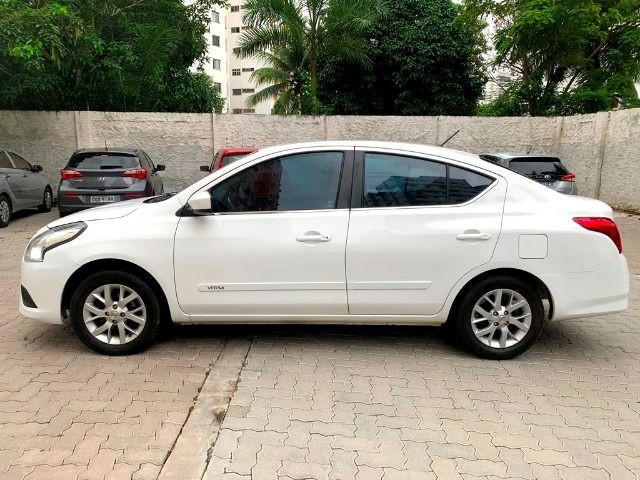 Nissan Versa 1.6 SV 2016 Completíssimo Nada a Fazer IPVA 2020 pago - Foto 2